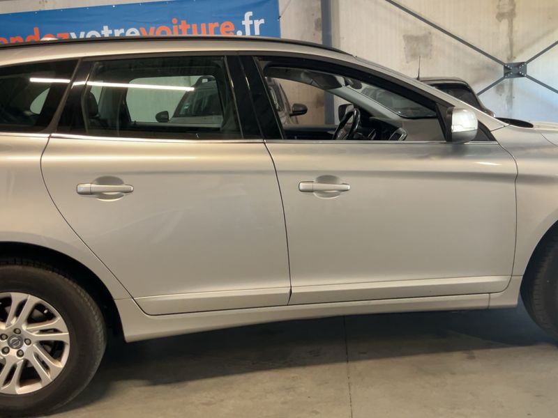 Volvo XC60 2.4 D4 Momentum AWD 2014 – снимка 10