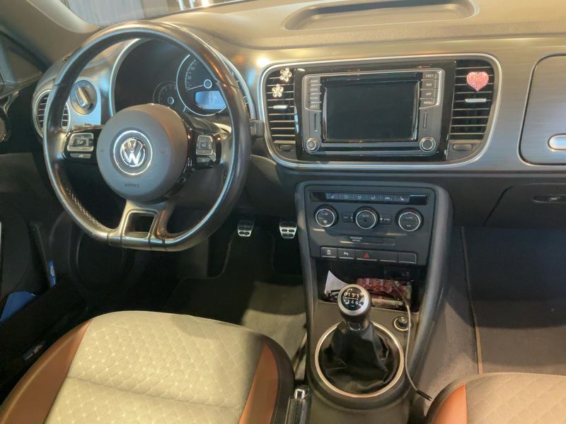 Volkswagen Beetle 1.2 TSI Allstar BlueMotion Tech 2016 – снимка 17