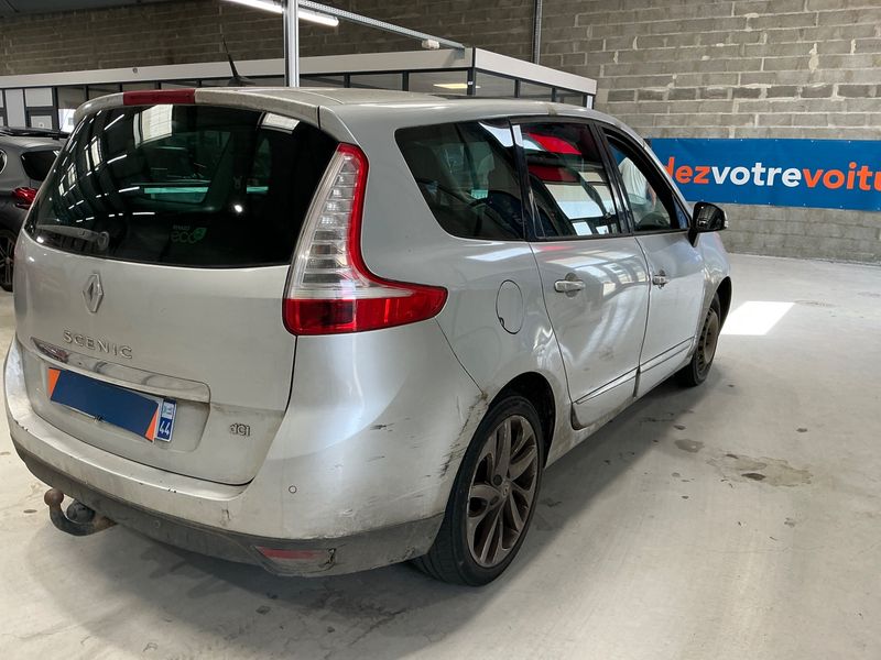 Renault Grand Scenic 1.6 dCi Privilege 2012 – снимка 2