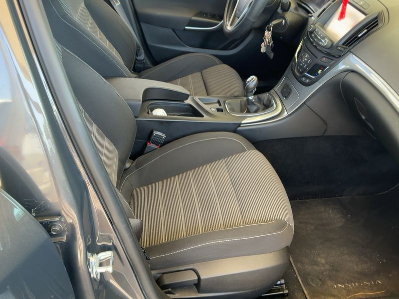 Opel Insignia 1.6 CDTI DPF Selective 2016 – снимка 16