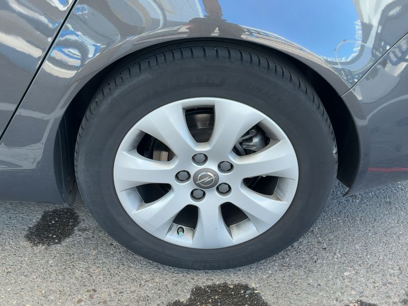 Opel Insignia 1.6 CDTI DPF Selective 2016 – снимка 5