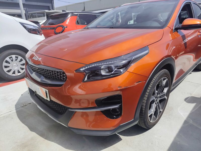 Kia XCeed 1.0 TGDI Tech 2022 – снимка 2