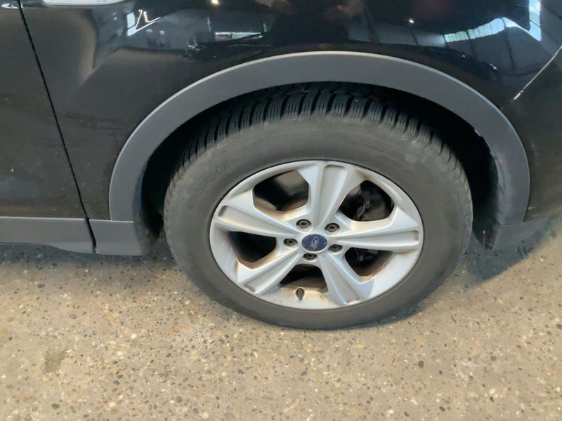 Ford Kuga 2.0 TDCi Titanium 2014 – снимка 11