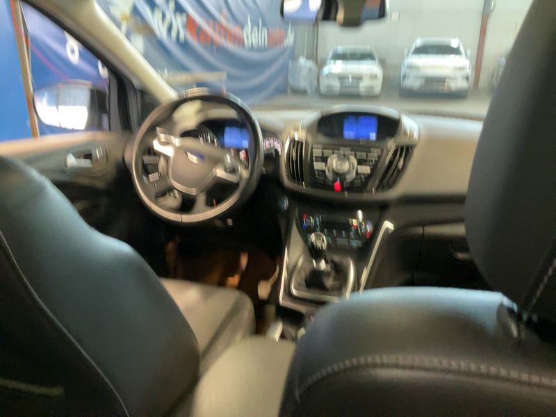 Ford Kuga 2.0 TDCi Titanium 2014 – снимка 17