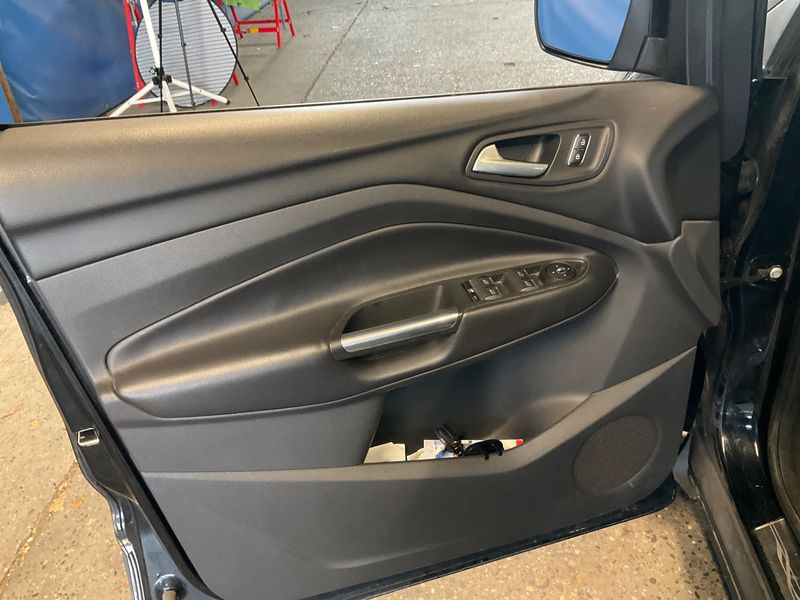 Ford Kuga 2.0 TDCi Titanium 2014 – снимка 27