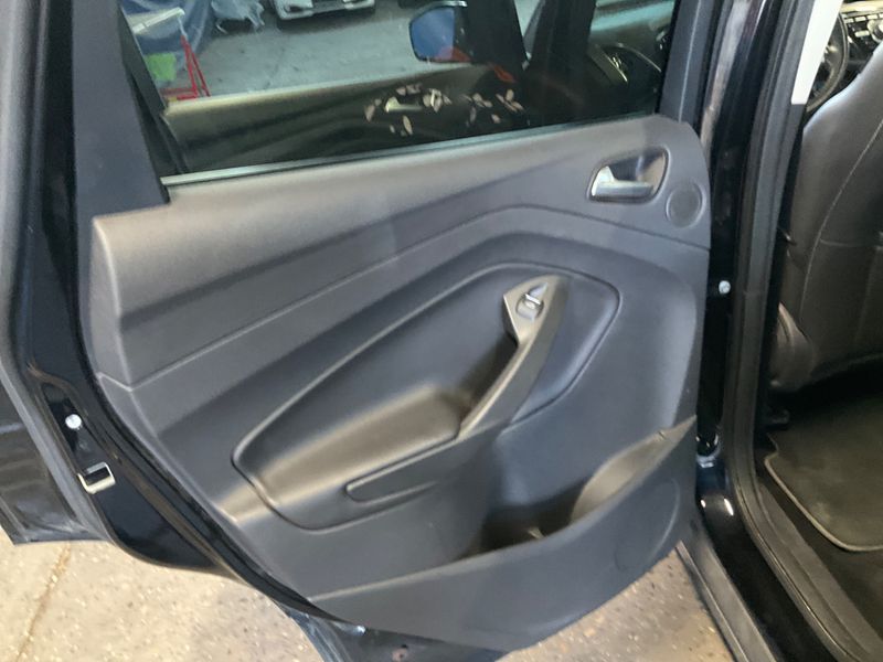 Ford Kuga 2.0 TDCi Titanium 2014 – снимка 30