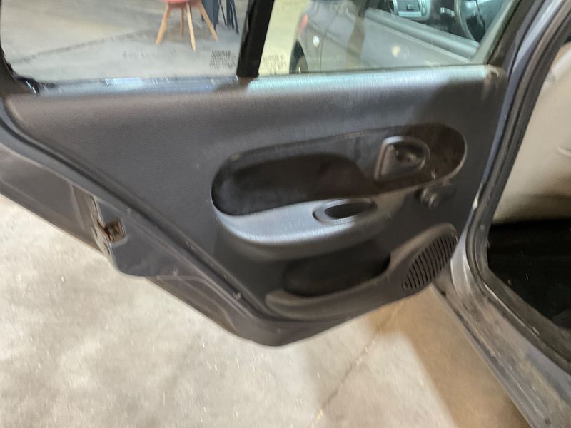 Renault Clio 1.5 dCi Authentique 2006 – снимка 35