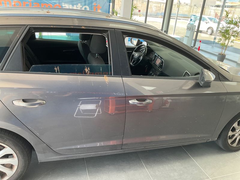 Seat Leon 1.6 TDI Style 2014 – снимка 10