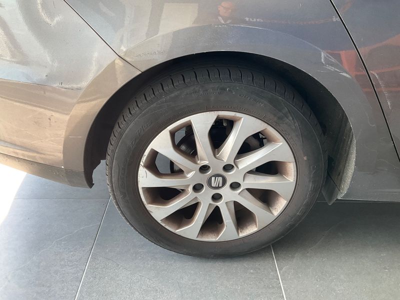 Seat Leon 1.6 TDI Style 2014 – снимка 9