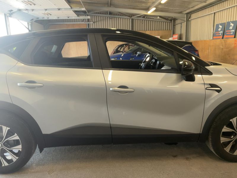 Renault Captur 1.0 TCe Evolution 2022 – снимка 10