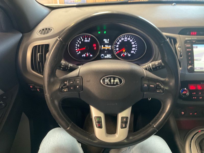Kia Sportage 2.0 CRDi Revelation 2WD 2014 – снимка 25