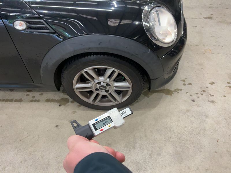 MINI Cabrio Cooper 2014 – снимка 11