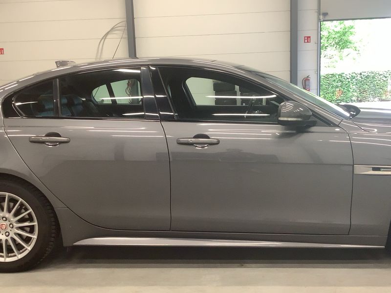 Jaguar XE 20d R-Sport 2018 – снимка 10