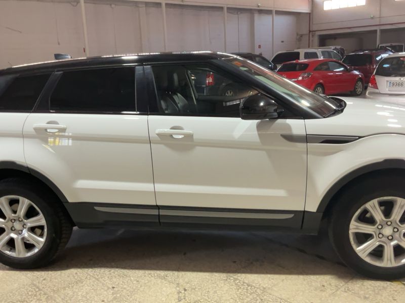 Land Rover Evoque 2.0 Td4 SE 2018 – снимка 10