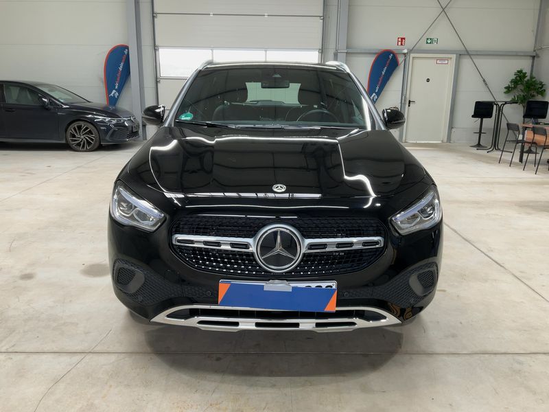 Mercedes-Benz GLA-Klasse GLA 200 d Progressive 2020 – снимка 14