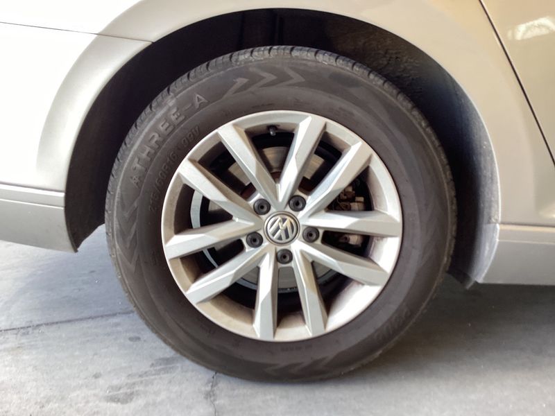 Volkswagen Passat 1.6 TDI Advance BlueMotion Tech 2016 – снимка 9