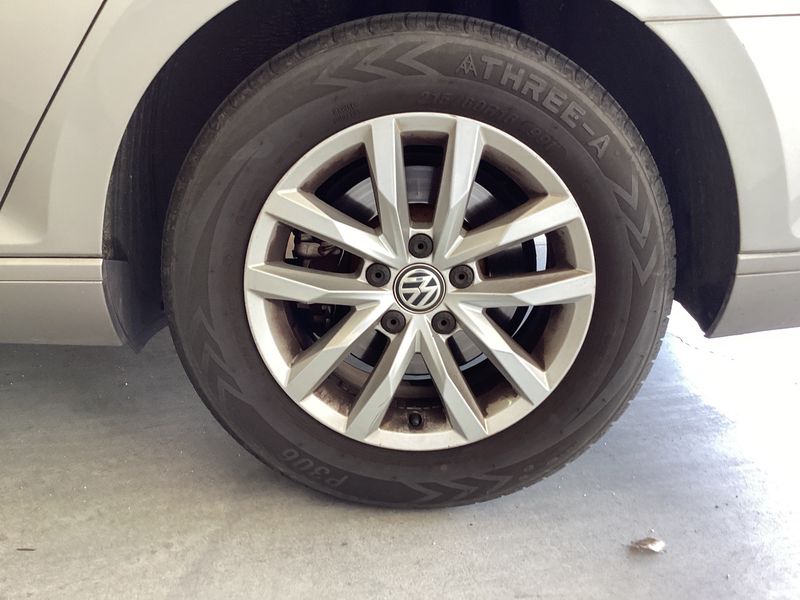 Volkswagen Passat 1.6 TDI Advance BlueMotion Tech 2016 – снимка 5