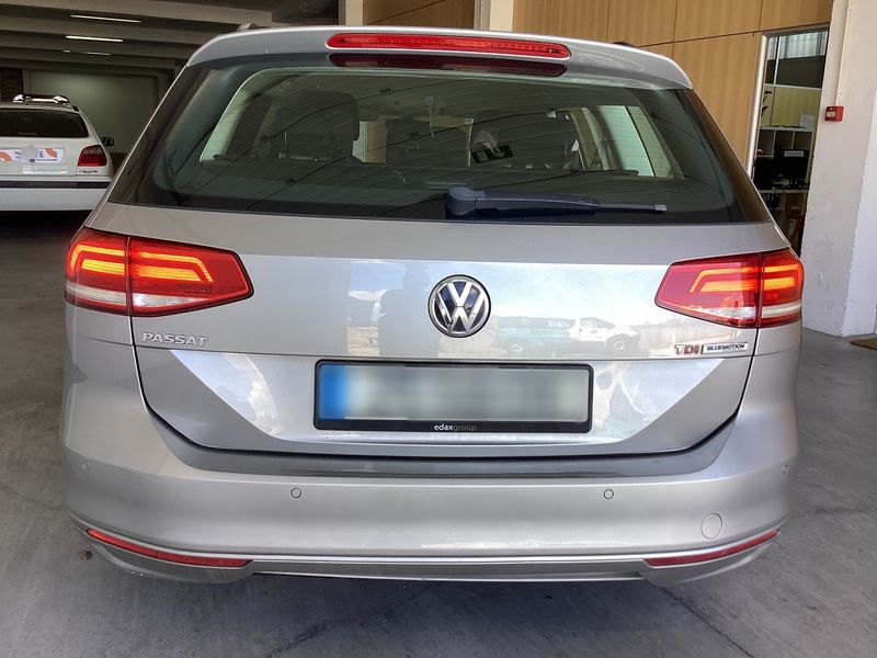 Volkswagen Passat 1.6 TDI Advance BlueMotion Tech 2016 – снимка 7
