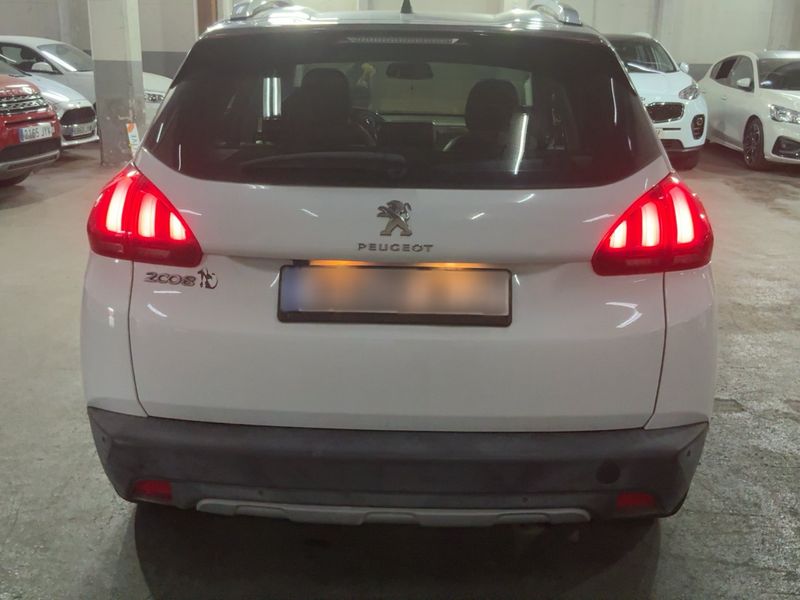 Peugeot 2008 1.2 PureTech Allure 2018 – снимка 7
