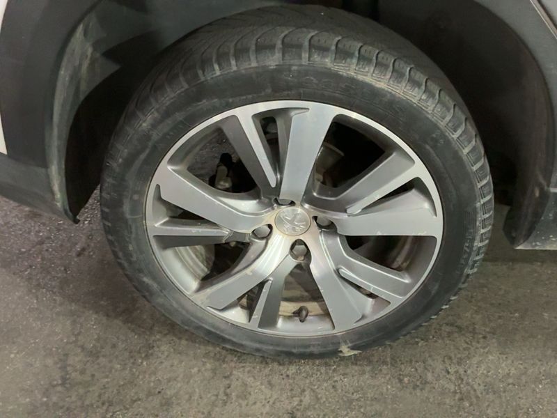 Peugeot 2008 1.2 PureTech Allure 2018 – снимка 9