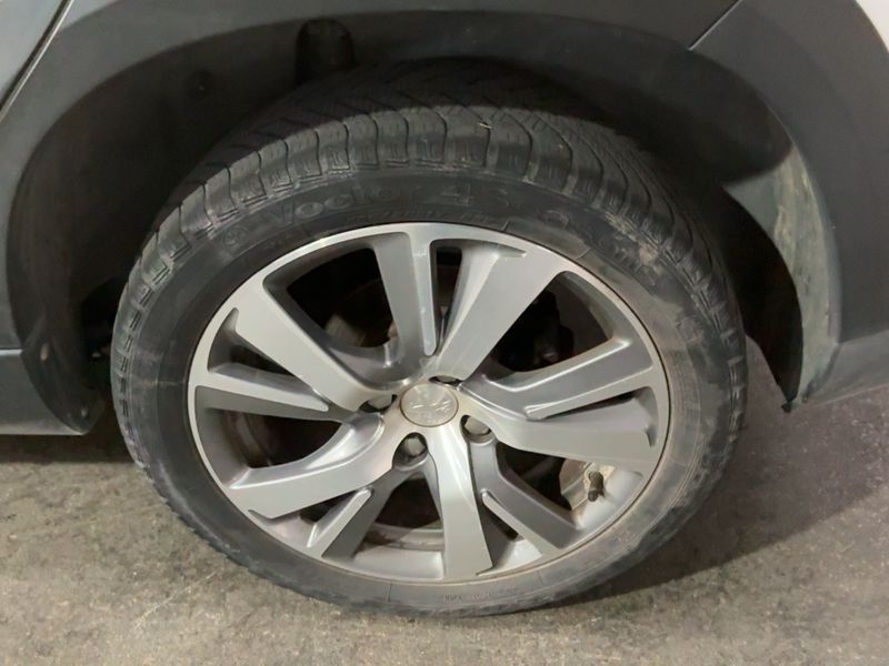 Peugeot 2008 1.2 PureTech Allure 2018 – снимка 5