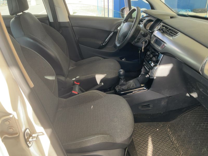 Citroen C3 1.6 Blue-HDi Feel Edition 2015 – снимка 16
