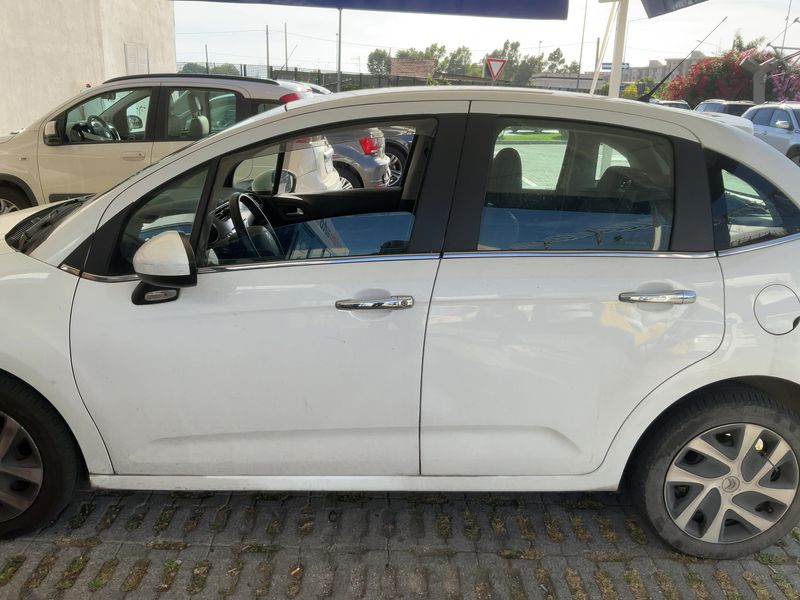 Citroen C3 1.6 Blue-HDi Feel Edition 2015 – снимка 4