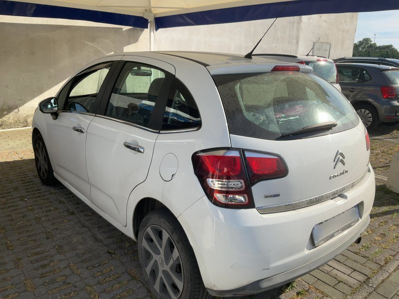 Citroen C3 1.6 Blue-HDi Feel Edition 2015 – снимка 6