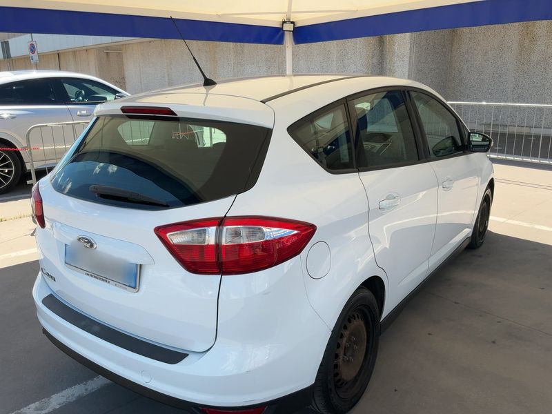 Ford C-Max 1.6 TDCi Plus 2015 – снимка 8