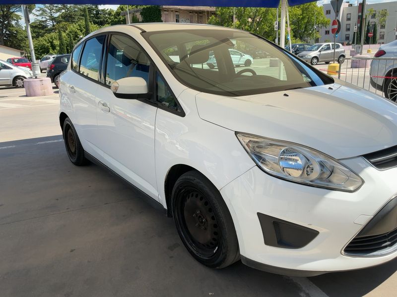 Ford C-Max 1.6 TDCi Plus 2015 – снимка 12