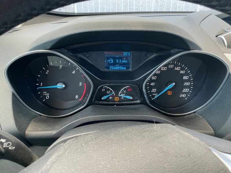 Ford C-Max 1.6 TDCi Plus 2015 – снимка 18
