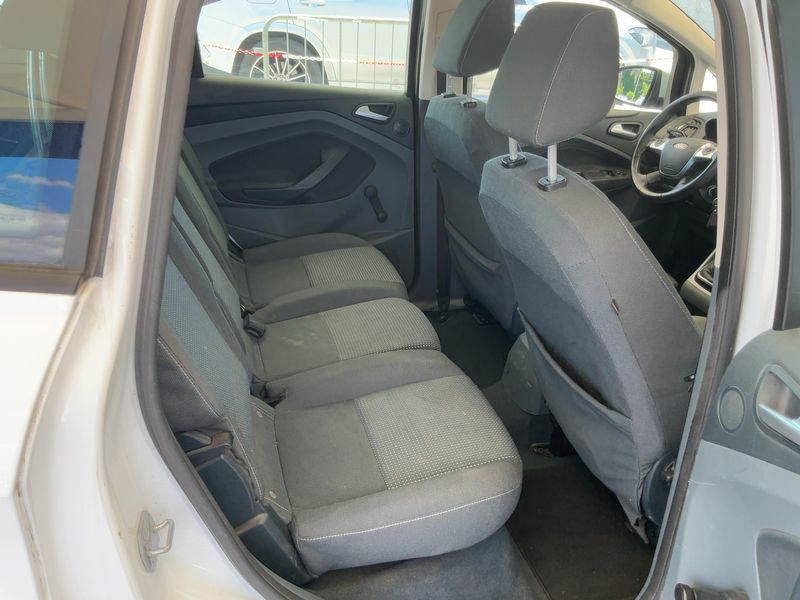 Ford C-Max 1.6 TDCi Plus 2015 – снимка 19