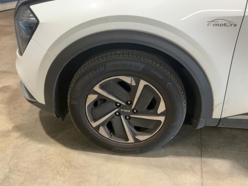 Kia Sportage 1.6 TGDI Concept 2022 – снимка 3