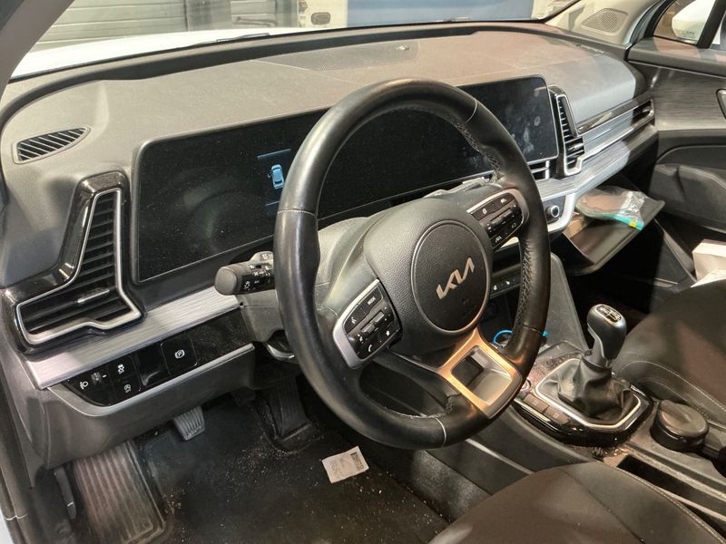 Kia Sportage 1.6 TGDI Concept 2022 – снимка 23