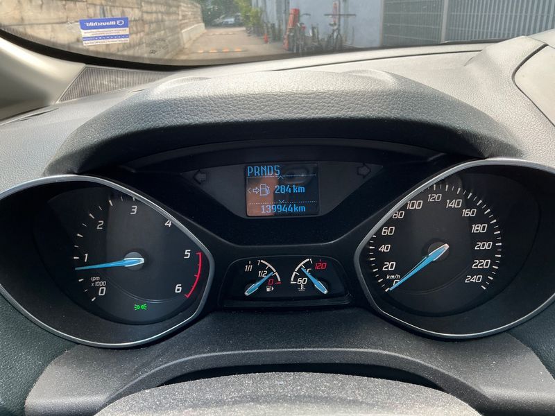 Ford C-Max 2.0 TDCi Titanium 2013 – снимка 18