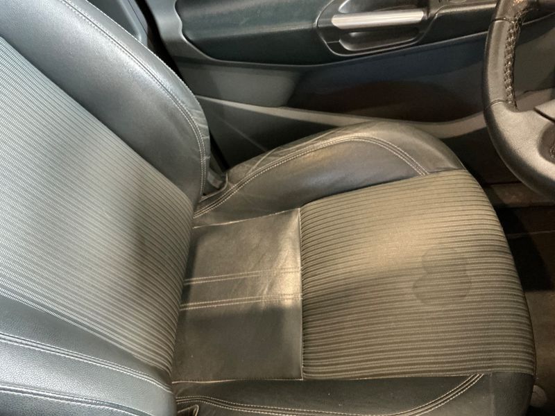 Ford C-Max 2.0 TDCi Titanium 2013 – снимка 28