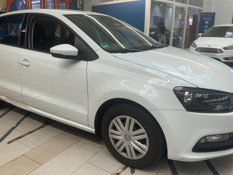 Volkswagen Polo 1.0 Trendline 2017 – снимка 12