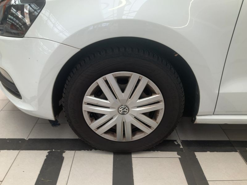 Volkswagen Polo 1.0 Trendline 2017 – снимка 3