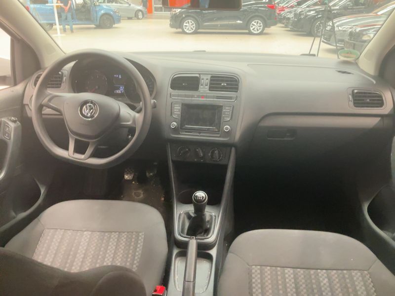 Volkswagen Polo 1.0 Trendline 2017 – снимка 17