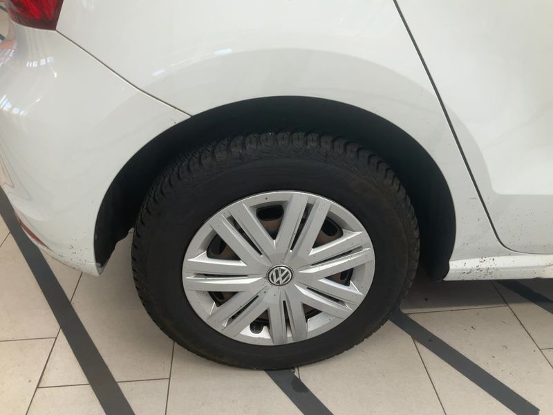 Volkswagen Polo 1.0 Trendline 2017 – снимка 9