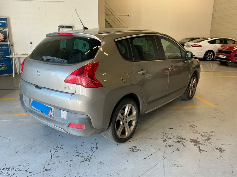 Peugeot 3008 2.0 HDi Féline 2011 – снимка 2