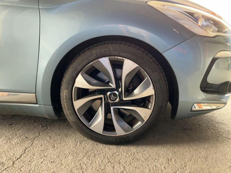 Citroen DS5 2.0 HDi SportChic 2012 – снимка 11