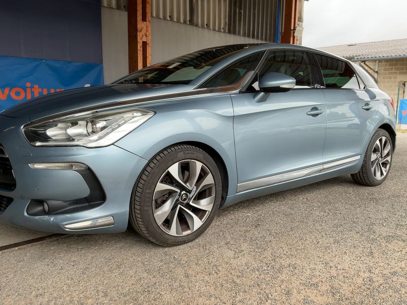 Citroen DS5 2.0 HDi SportChic 2012 – снимка 2