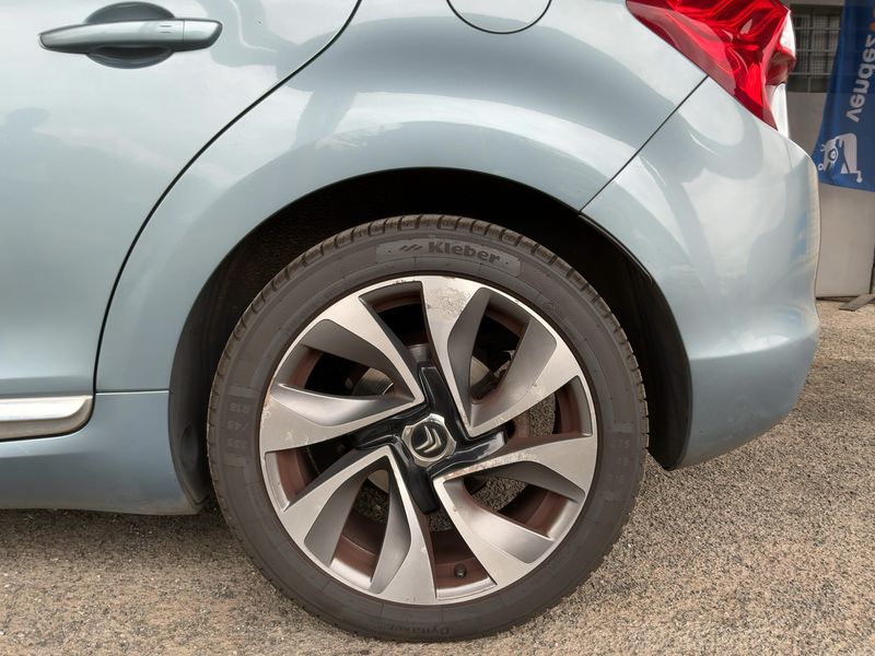 Citroen DS5 2.0 HDi SportChic 2012 – снимка 5