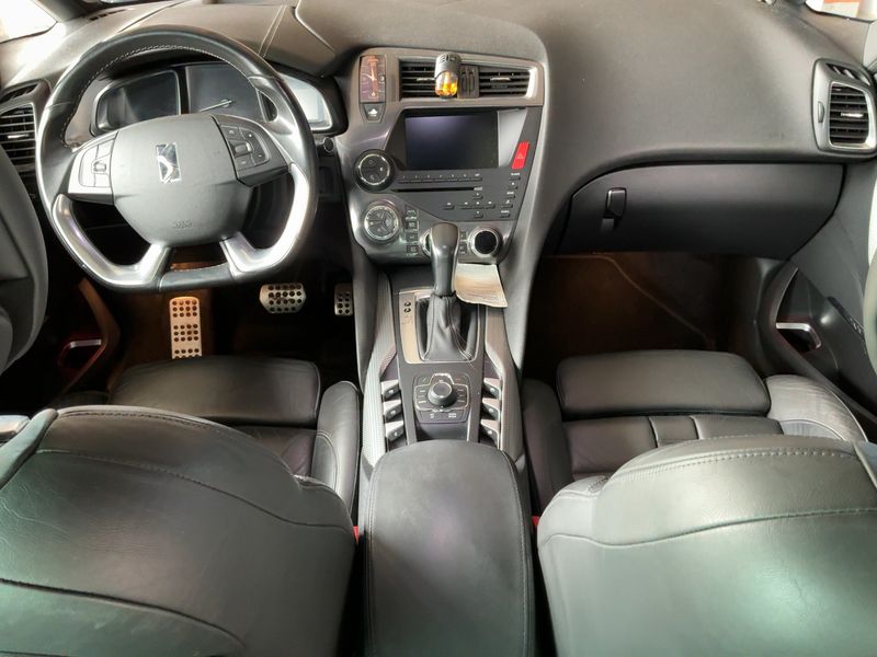 Citroen DS5 2.0 HDi SportChic 2012 – снимка 17