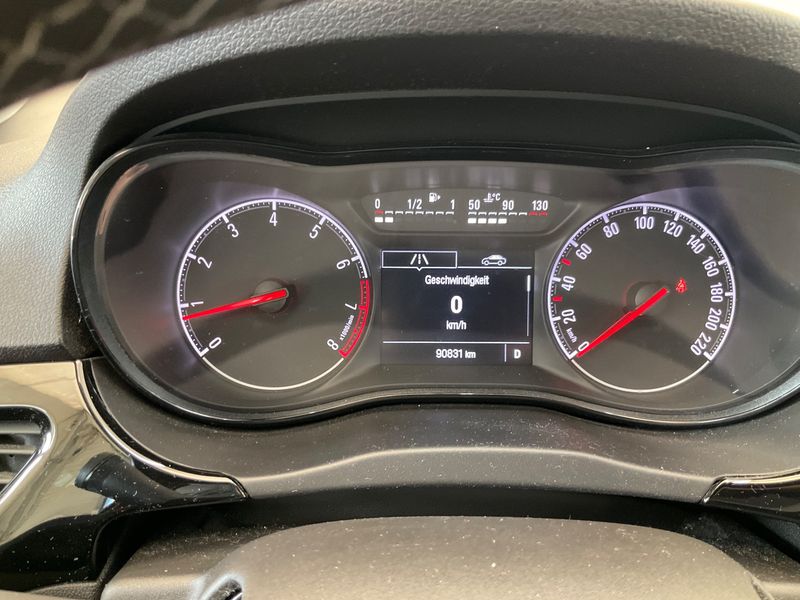 Opel Corsa 1.4 Edition ecoFlex 2015 – снимка 18