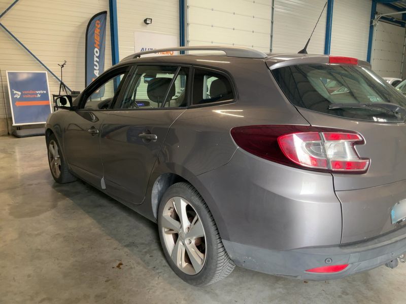 Renault Megane 1.6 dCi Dynamique 2012 – снимка 6
