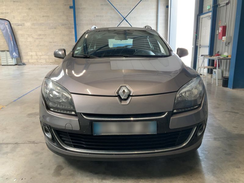 Renault Megane 1.6 dCi Dynamique 2012 – снимка 14
