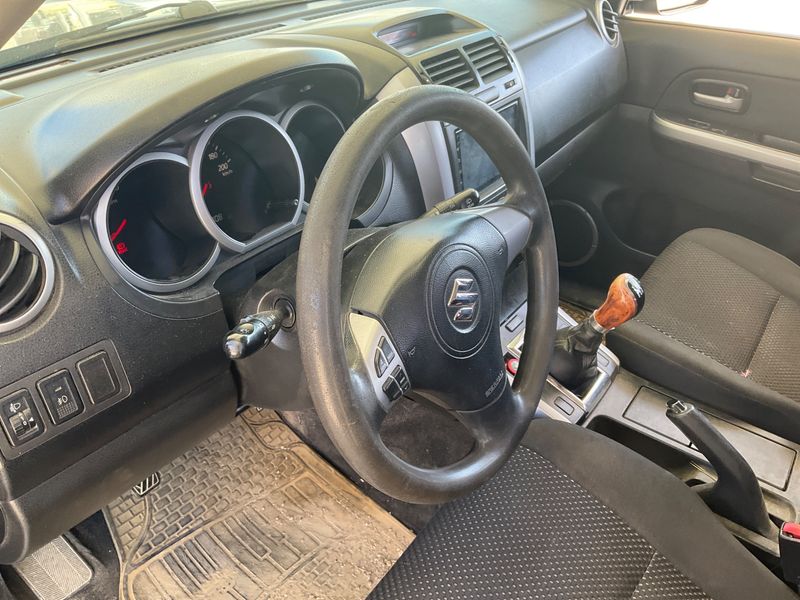 Suzuki Grand Vitara 1.9 DDiS JLX 2007 – снимка 27