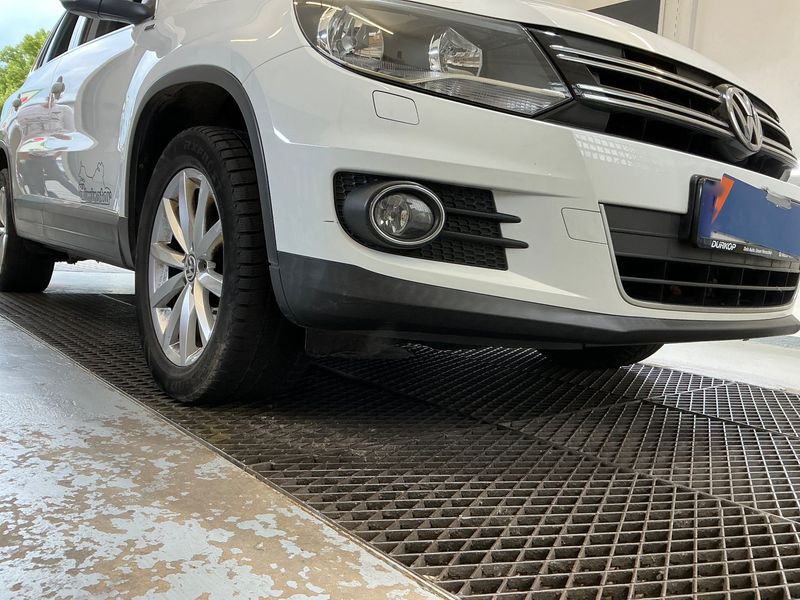 Volkswagen Tiguan 2.0 TDI Lounge Sport & Style 4Motion BlueMotion Tech 2016 – снимка 41